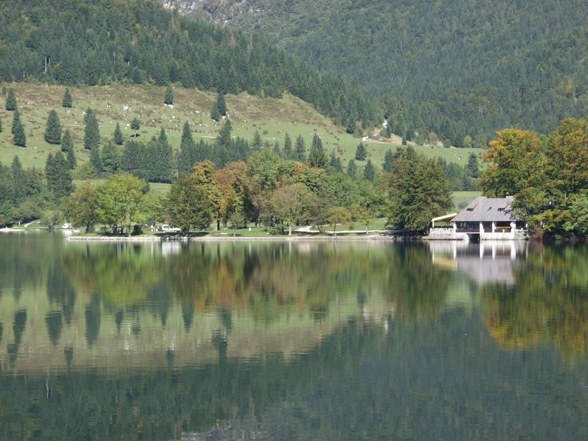 Accommodation Destina, Lake Бохинь Экстерьер фото